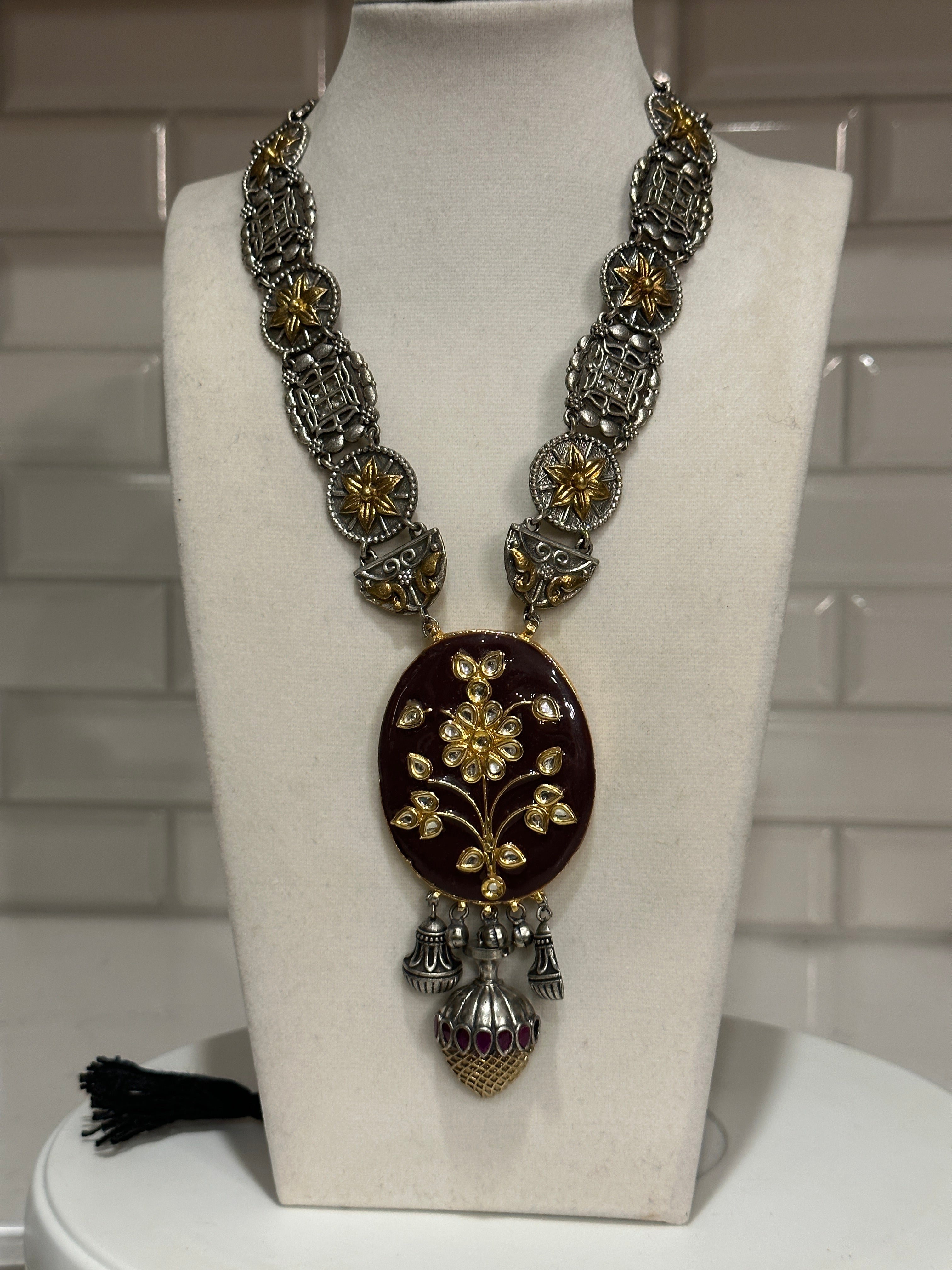 Premium Quality Designer Fusion Silver Lookalike Necklace