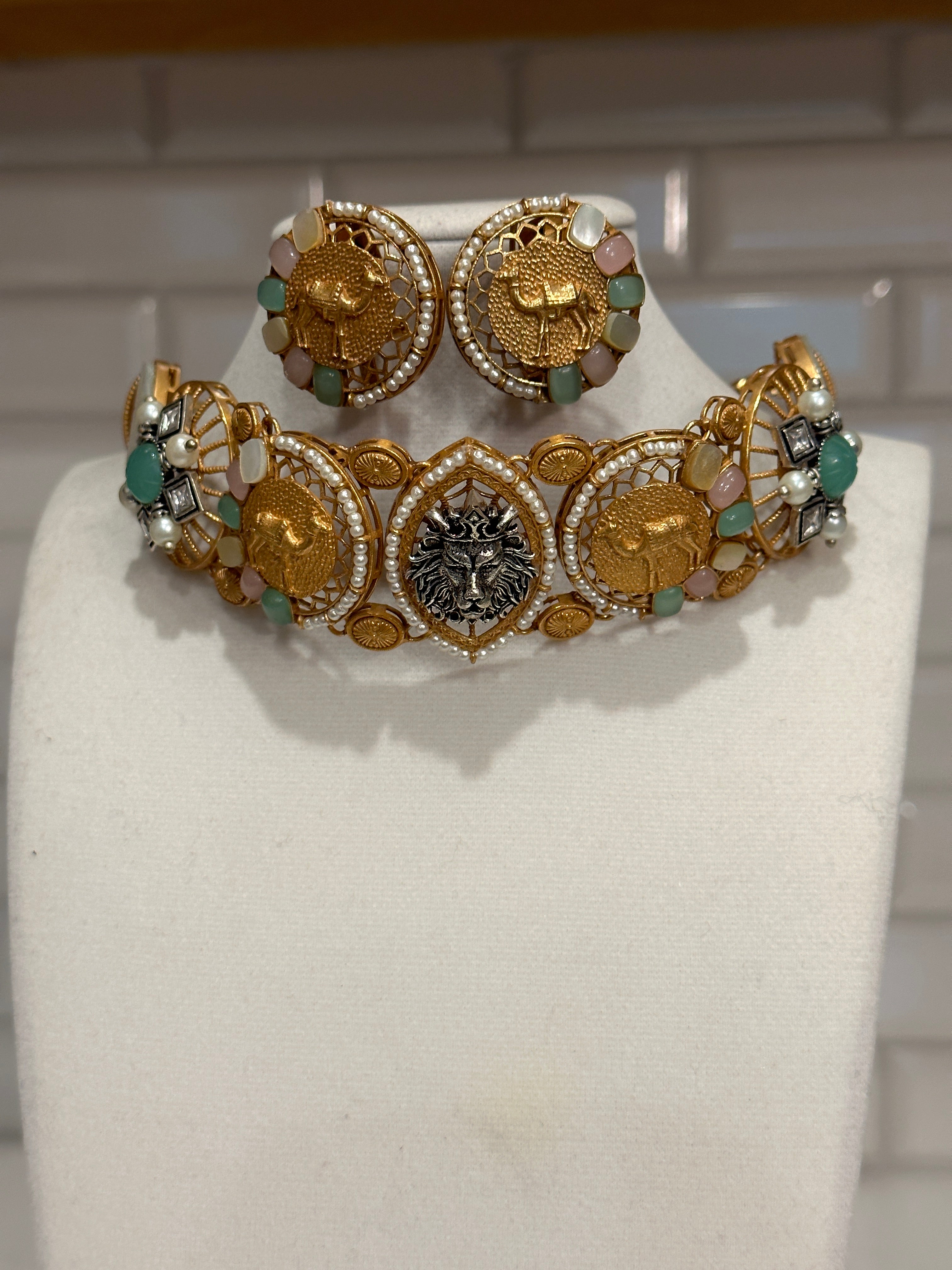 Royal Designer Fusion Necklace