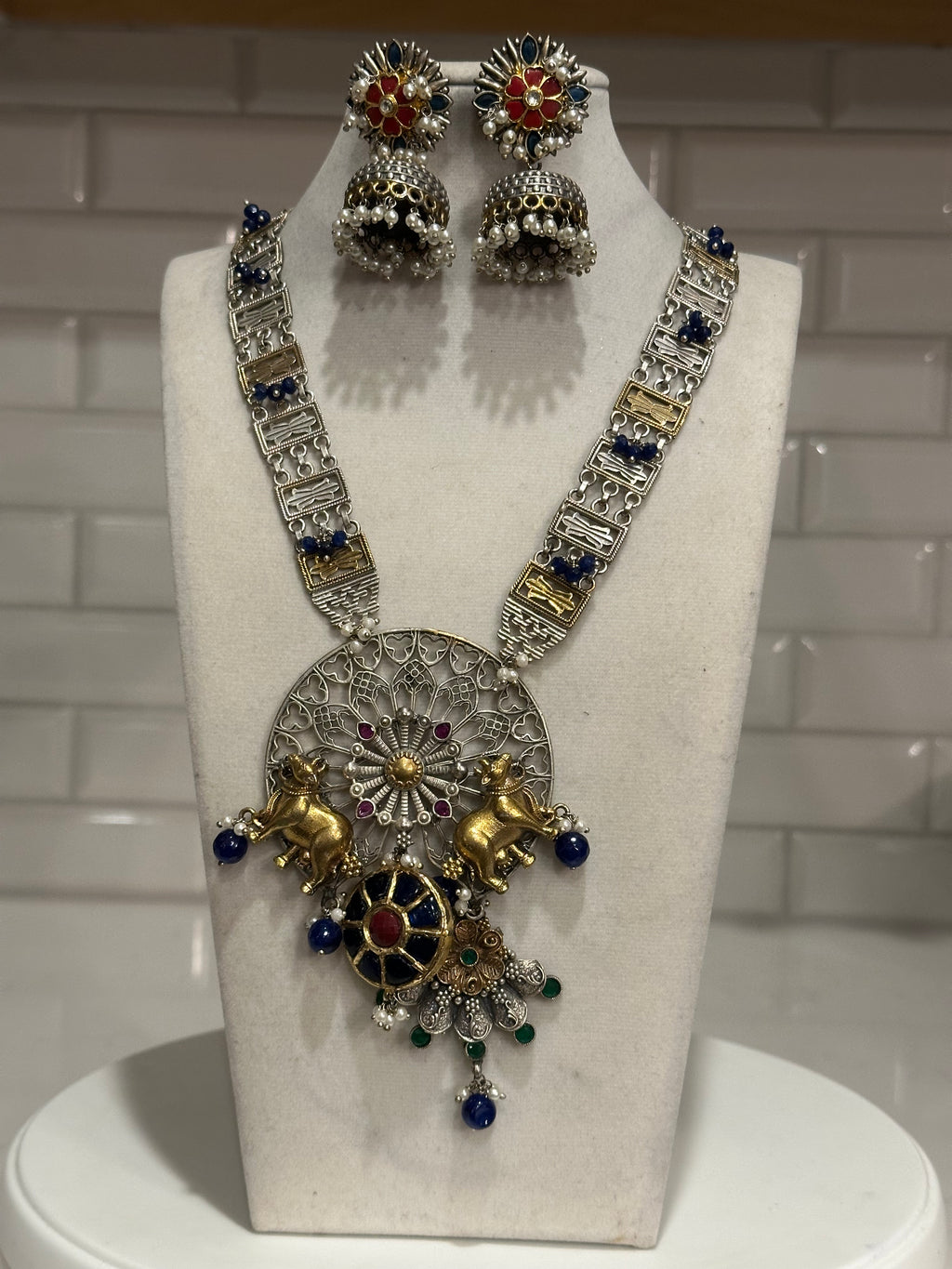 Statement Silver Lookalike Nandhi embelished Necklace Set