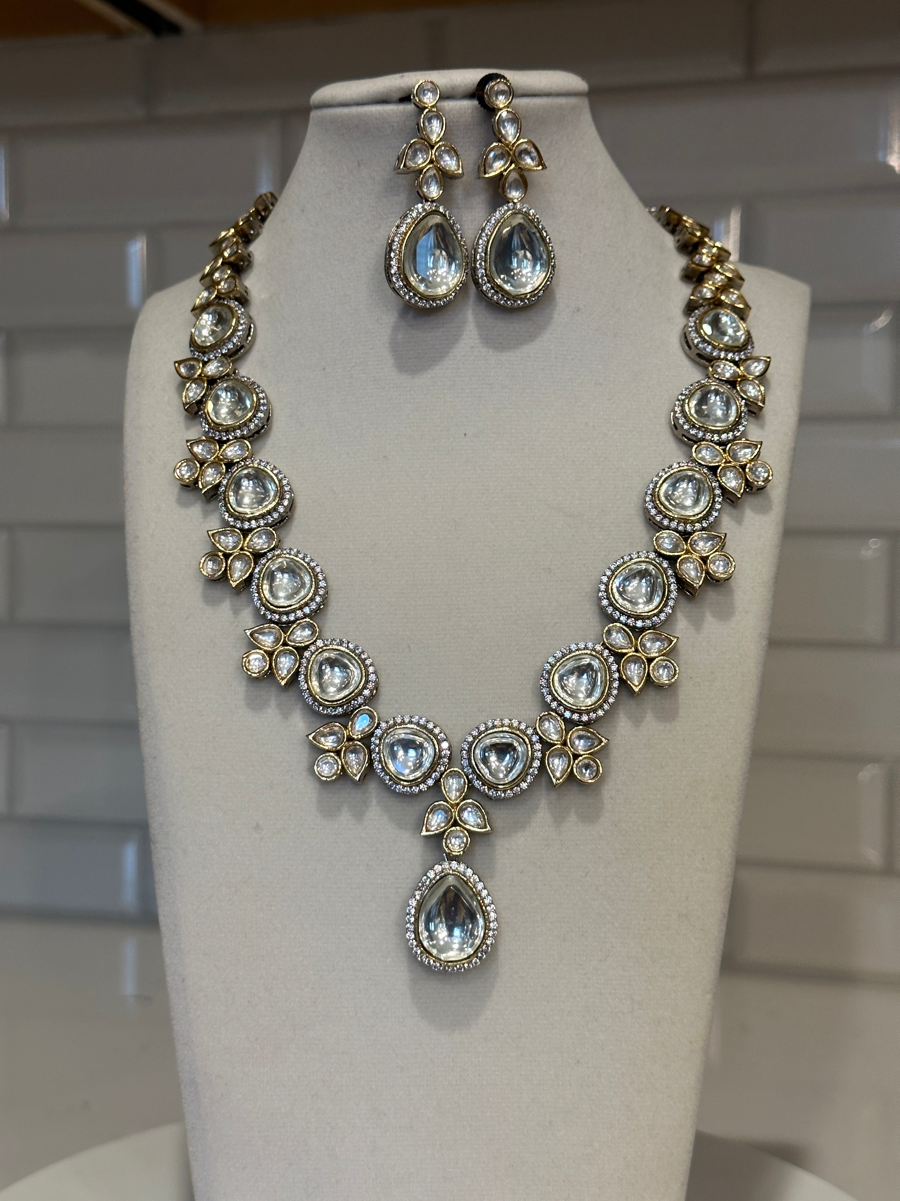 Premium Quality Polki Necklace Set
