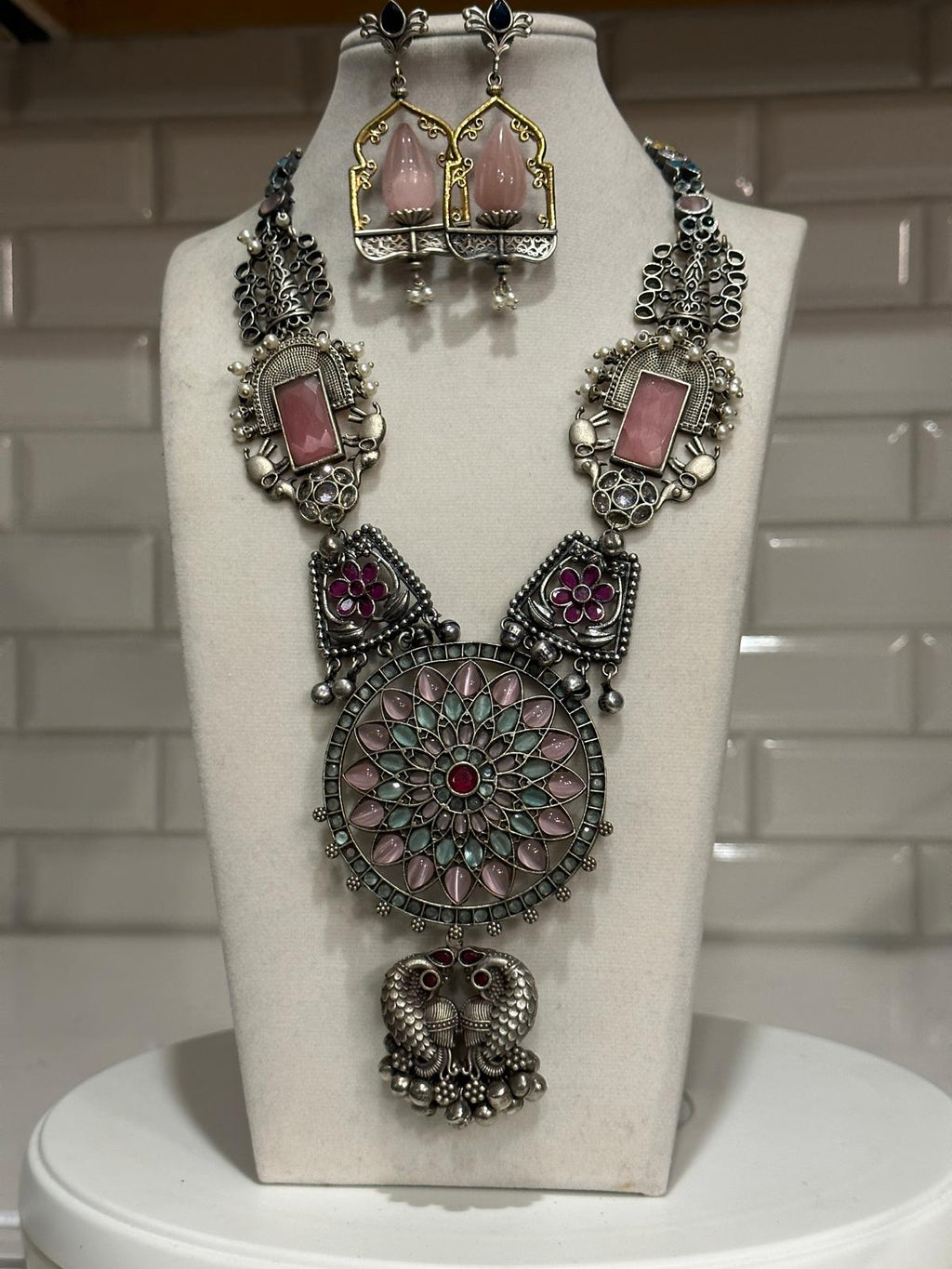 Silver lookalike designer wear necklace set