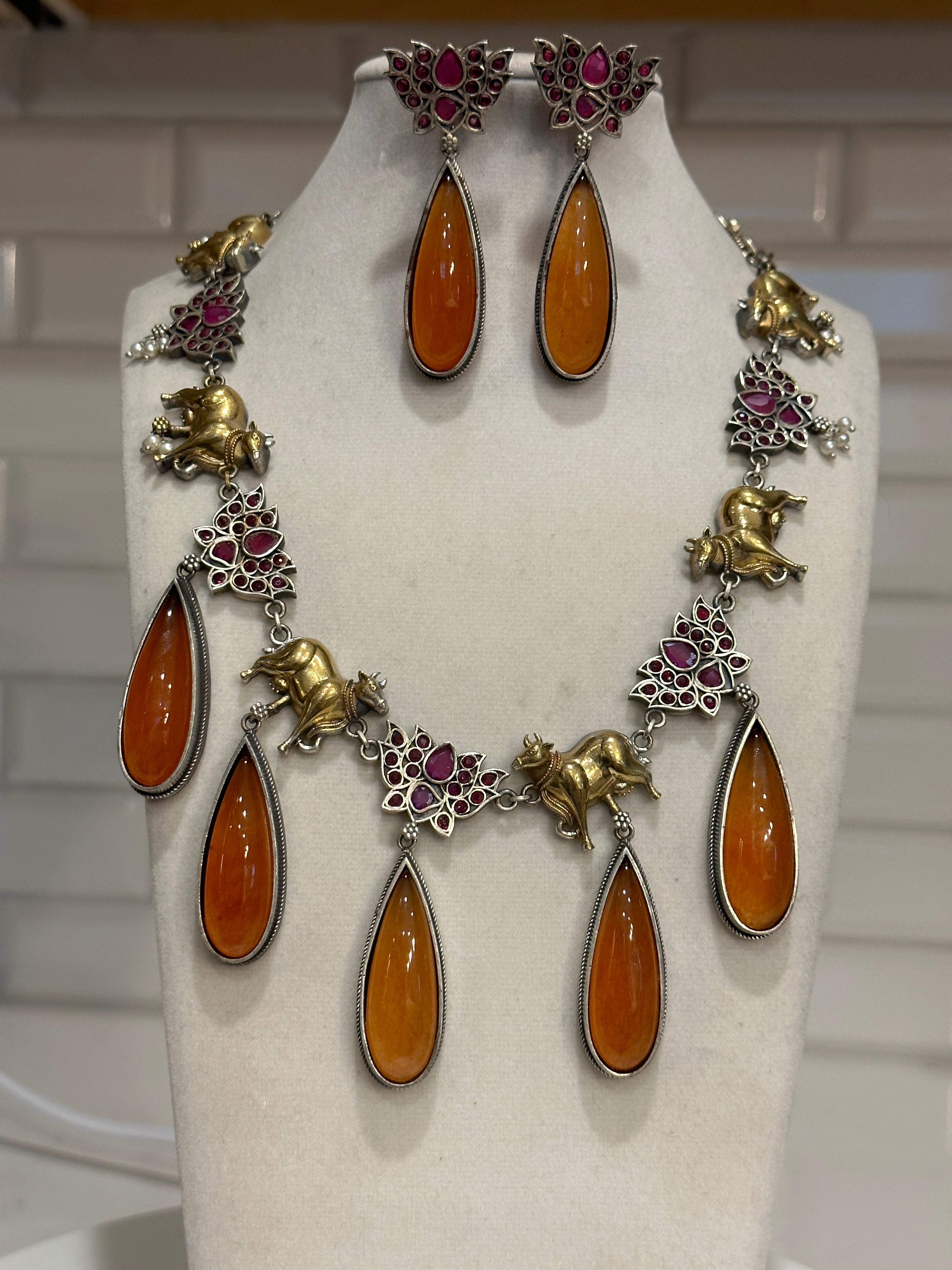 The statement Nandhi Necklace
