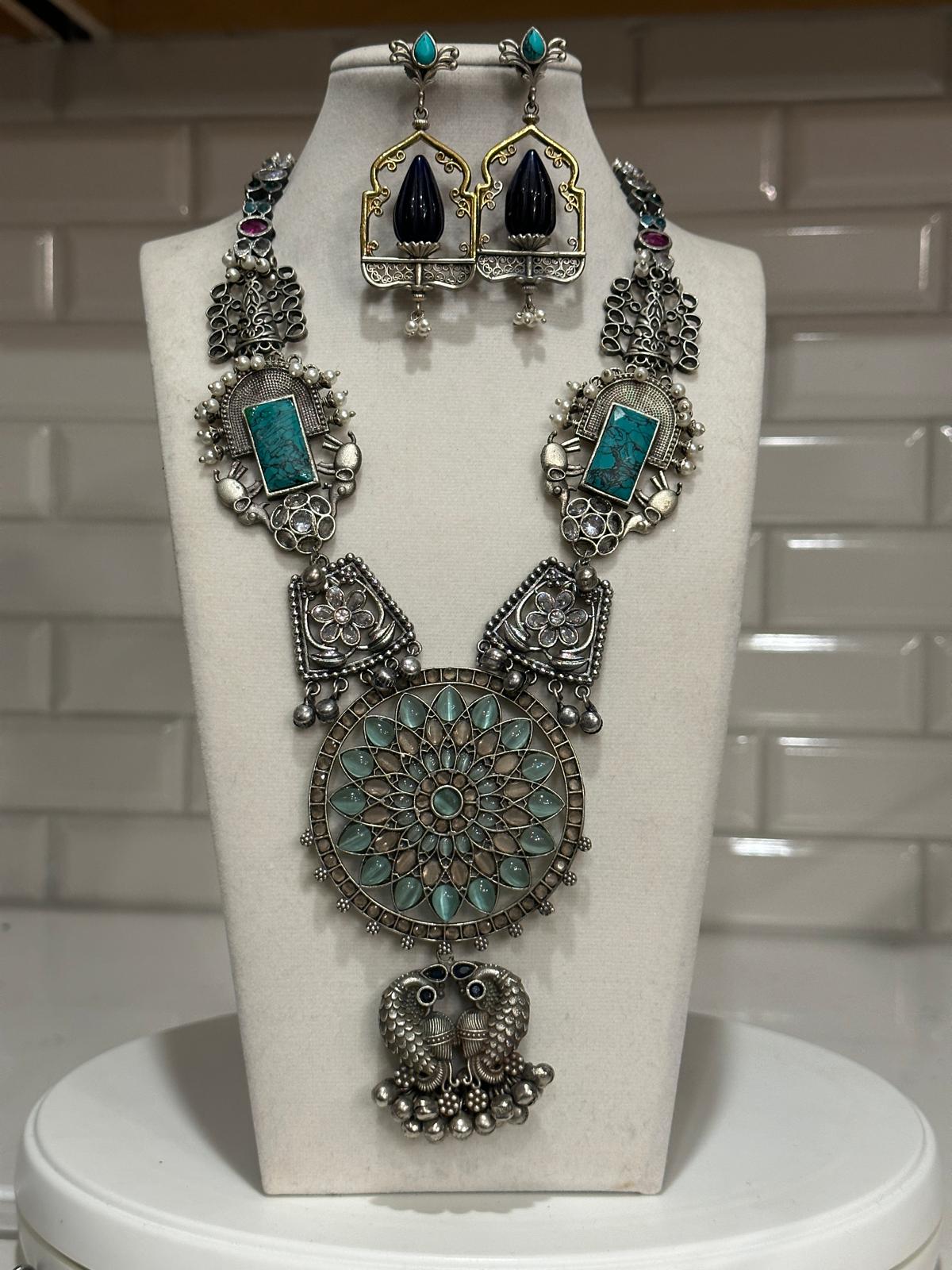 Silver lookalike designer wear necklace set