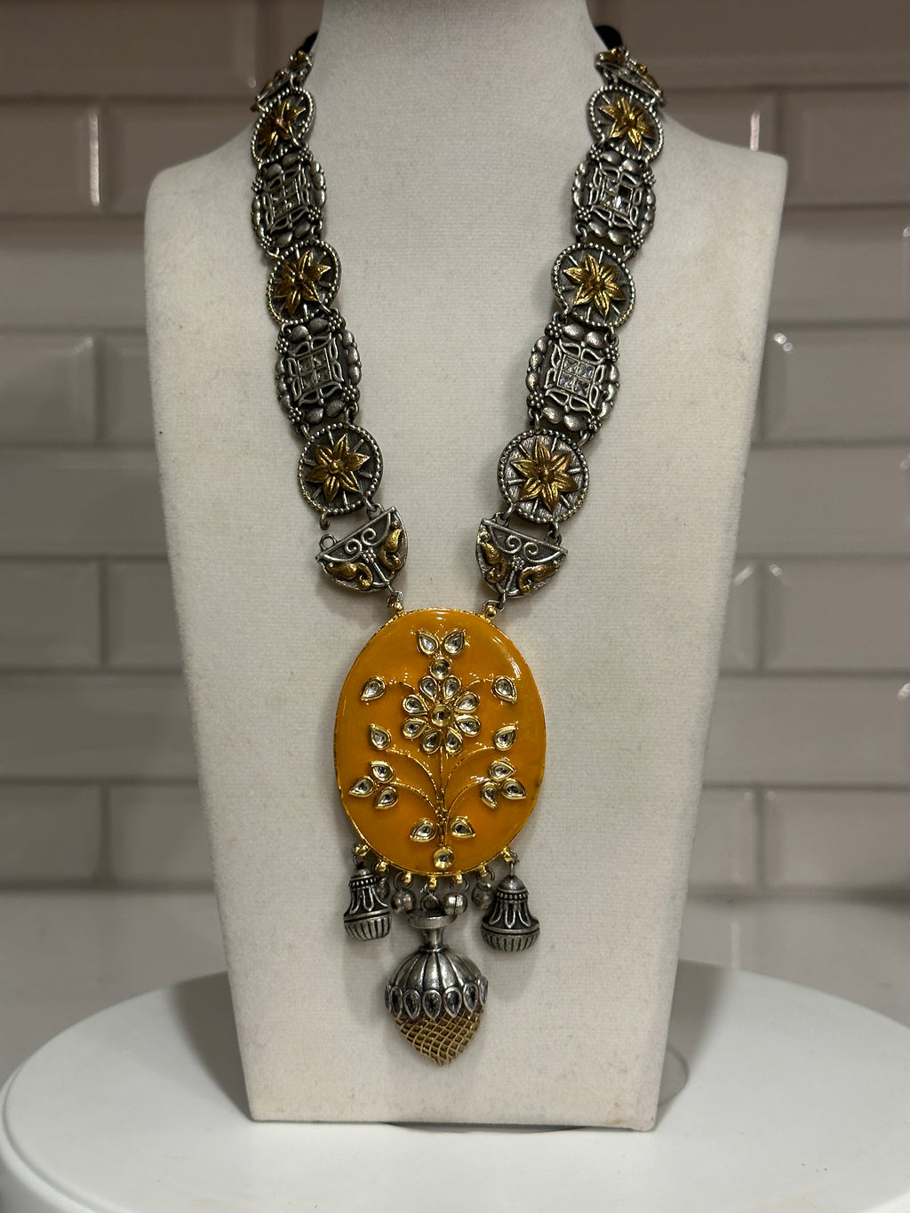 Premium Quality Designer Fusion Silver Lookalike Necklace