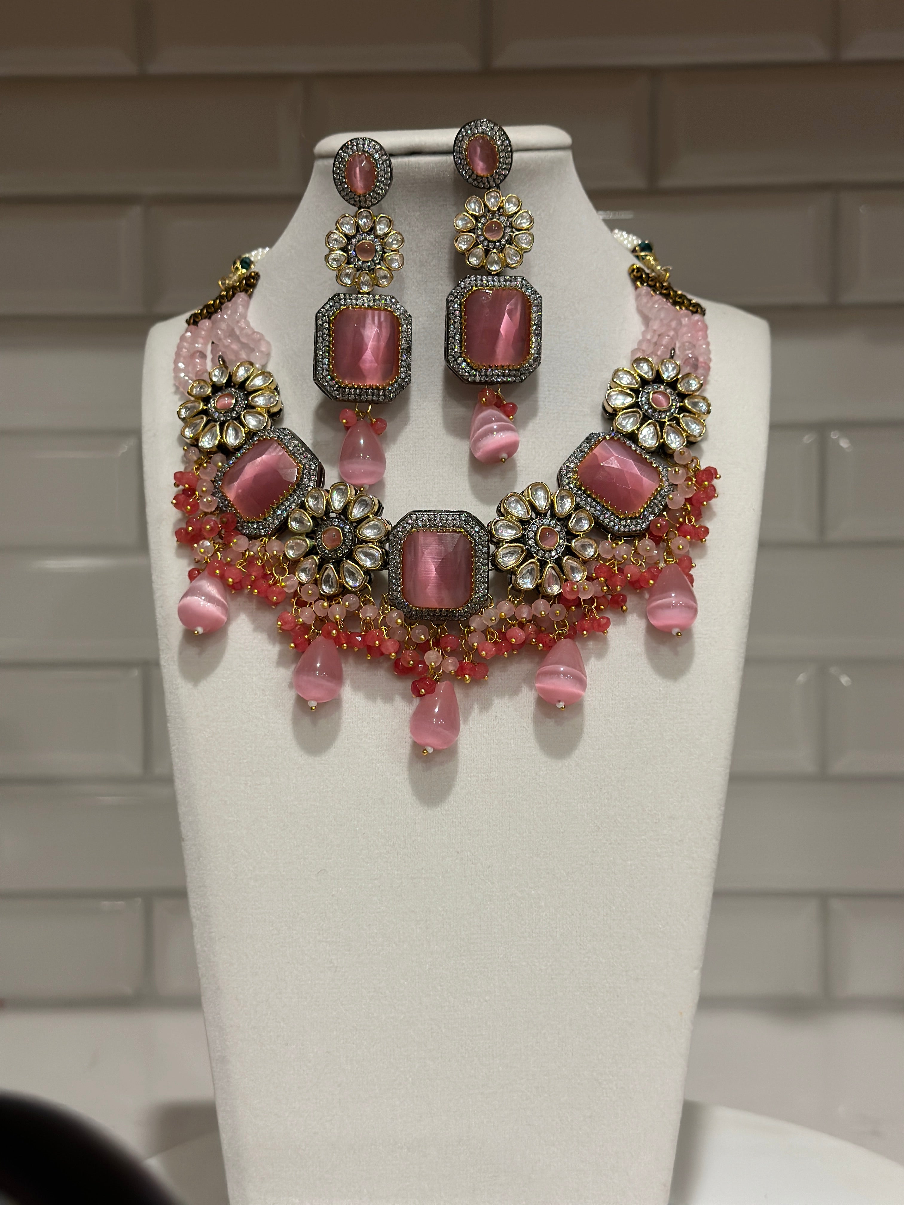 Nainika Beaded polki Choker Set